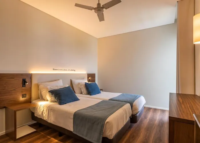 吉拉索尔套房酒店 酒店 丰沙尔