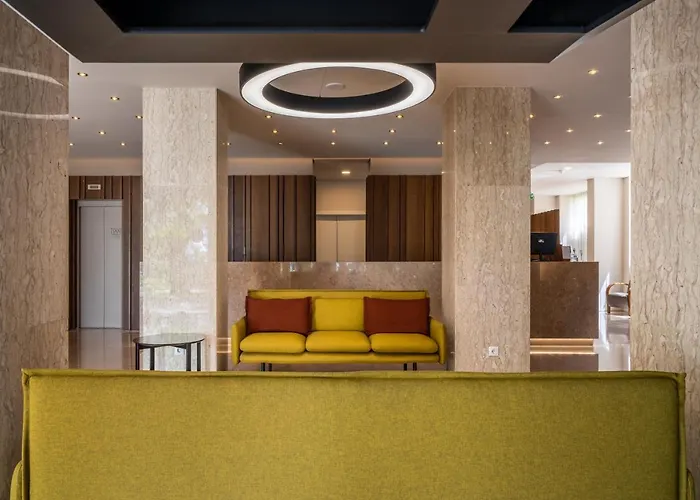 吉拉索尔套房酒店 酒店